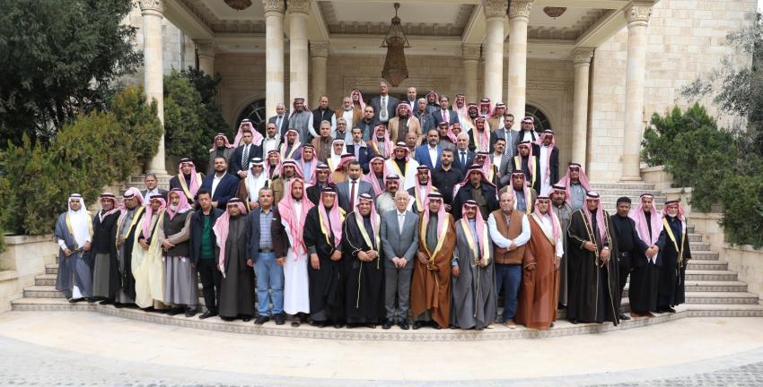 العيسوي يلتقي فعاليات عشائرية