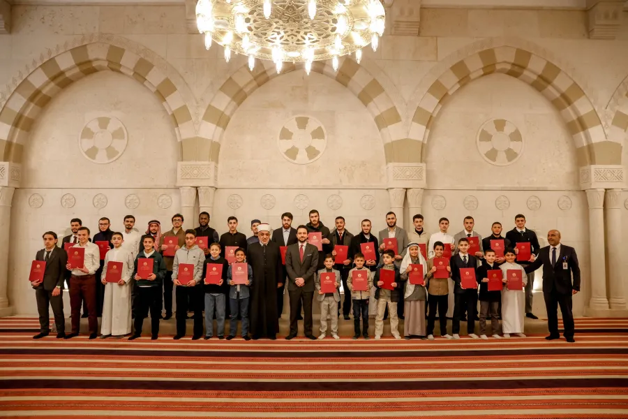 Deputising for King, Crown Prince attends closing session of Quran competition