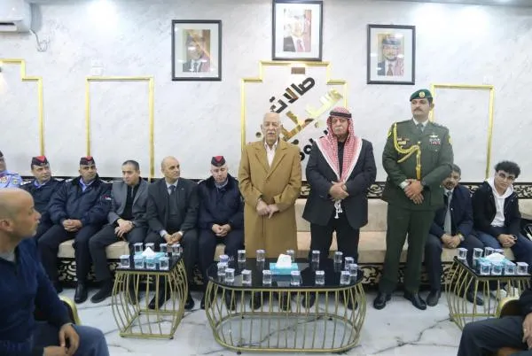 مندوبا عن الملك وولي العهد .. العيسوي يعزي بشهداء الواجب من إدارة مكافحة المخدرات