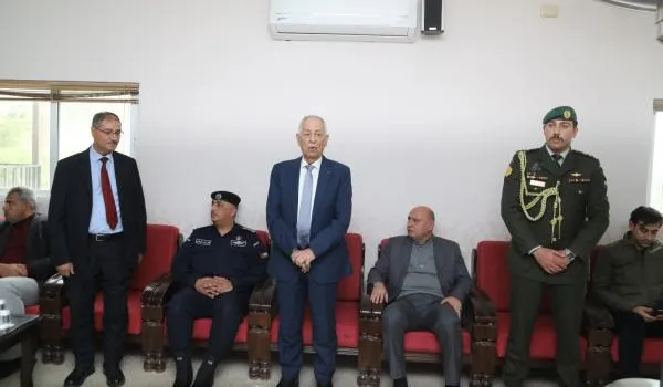 مندوبا عن الملك وولي العهد .. العيسوي يعزي عشيرة الخوالدة