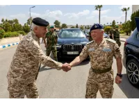 King visits Royal Jordanian Air Force Command