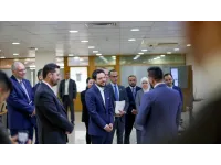 Crown Prince visits Ministry of Digital Economy, meets Sanad developers