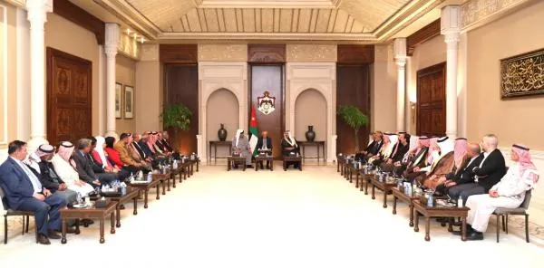 رئيس الديوان الملكي يلتقي وفدا من تجمع أبناء محافظة الكرك