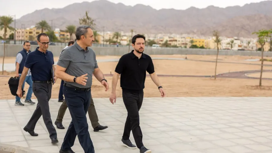 Crown Prince checks on progress of Aqaba International Circuit, City Park projects