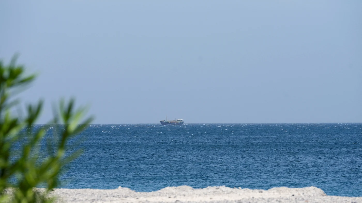 Iran state TV says European countries in talks with Tehran for Hormuz transit