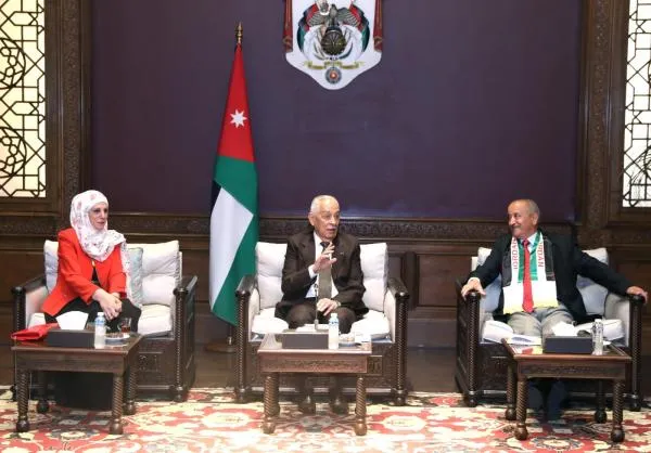 العيسوي يلتقي جمعية الوجوه البيضاء الخيرية
