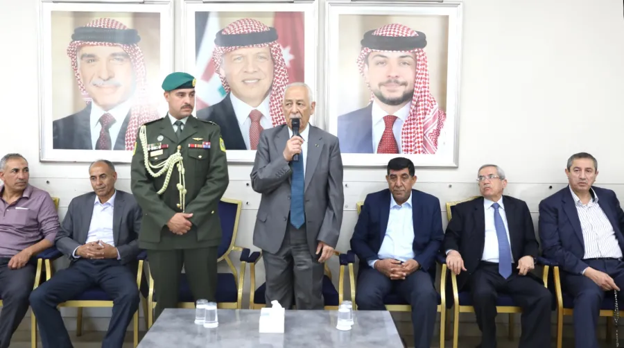 مندوبا عن الملك وولي العهد... العيسوي يعزي عشيرة الرواشدة