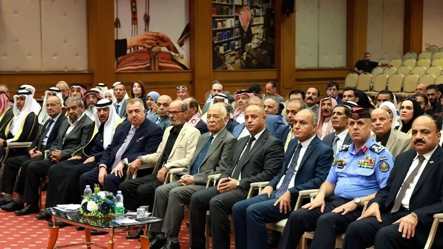 العيسوي يرعى احتفال منتدى ابو نصير الثقافي بعيد الاستقلال