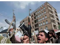 Yemen’s Houthis threaten Saudi targets over Iran flight to Sanaa