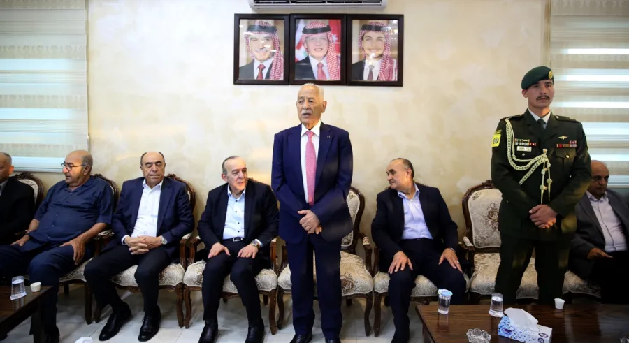 مندوبا عن الملك وولي العهد...العيسوي يعزي الوشاح والفريحات