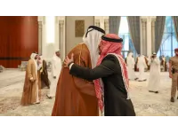 Crown Prince extends condolences to Qatar emir over passing of Sheikh Hamad