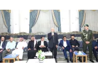 مندوبا عن الملك وولي العهد .. العيسوي يعزي عشيرة الشراري