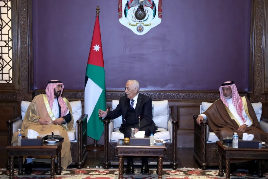 العيسوي يلتقي وفدا من عشيرة السلمان
