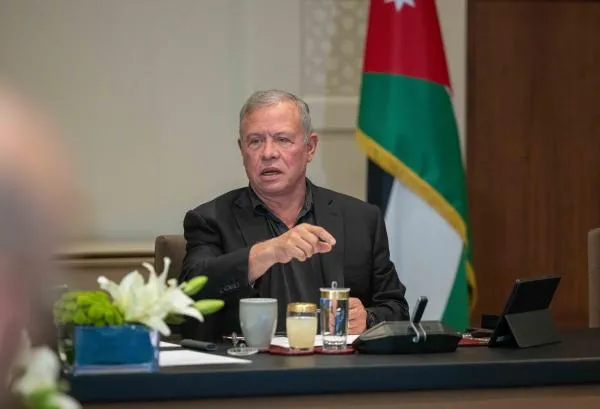 King reviews government measures to enhance energy, food security