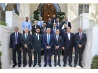 العيسوي يلتقي فعاليات شعبية