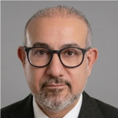 الوزير الصمادي يدعو إلى مؤشرات جديدة لقياس جودة الحياة والتنمية