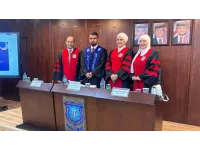 الأهل والعائلة يهنئون ابنهم الغالي إيهاب طارق العواملة بمناسبة حصوله على درجة الماجستير