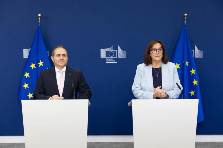 Minister Abu Ghazaleh holds talks in Brussels to boost participation in Jordan- EU Investment Conference