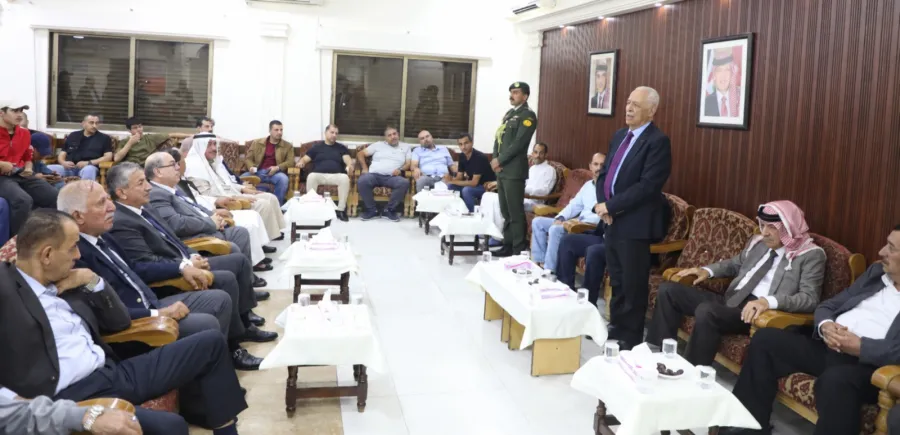 مندوبا عن الملك وولي العهد.. العيسوي يعزي عشائر الكريشان والأرتيمة والدعجة