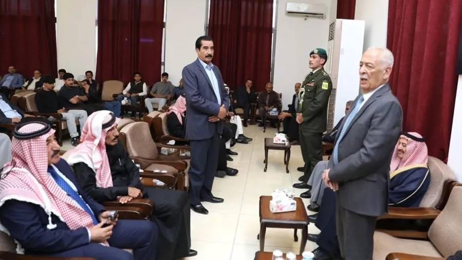 مندوبا عن الملك وولي العهد.. العيسوي يعزي العدوان وعباد والمالكي