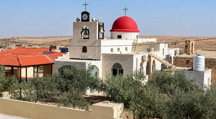 الكنيسة الإنجيلية الحرة تدين الاعتداء الإرهابي في الكرك وتؤكد التمسك بالوحدة الوطنية