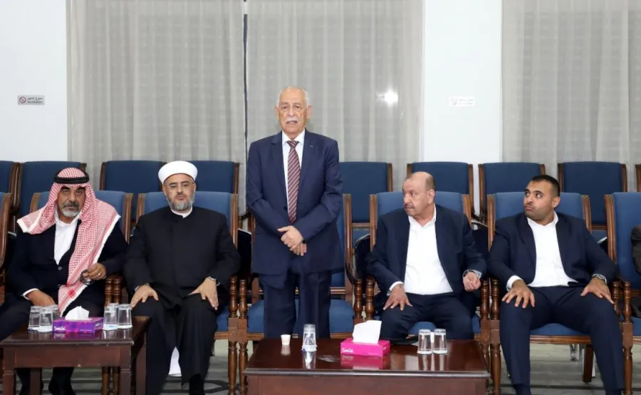 مندوبا عن الملك وولي العهد .. العيسوي يعزي بوفاة ضحيتي سيول مادبا وعشيرتي العواملة والزبيدي