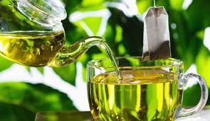 Photo of هل شرب الشاي الأخضر والقهوة يفيد مرضى السكري؟
