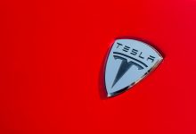 صورة سهم Tesla يرتفع بـ 11% في نهاية جلسة الجمعة