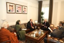 Photo of العيسوي يلتقي عددا من الوفود بالديوان الملكي الهاشمي