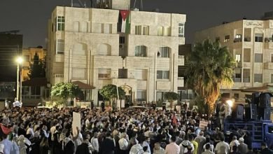 Photo of Hundreds protest in Amman over Israeli bombing of Jabalia refugee camp