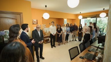 Photo of Crown Prince, Princess Rajwa visit Jordanian digital content company