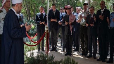 Photo of King, Crown Prince participate in funeral of former PM Zaid Rifai