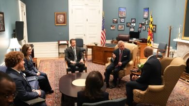 Photo of King meets US CEOs, representatives of universities