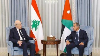 Photo of PM Hassan meets Lebanese counterpart, condemns Israeli attacks