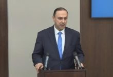Photo of الحكومة ترحب ببعثة المنتخب العراقي الشقيق في بلدهم الثاني الأردن