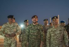 Photo of Crown Prince joins 40th King Hussein bin Talal Royal Armoured Brigade for iftar