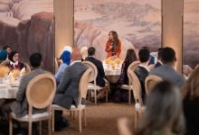 Photo of Queen Rania hosts iftar for Jordanian youth