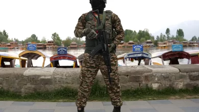 Photo of Indian army chief in Kashmir as rising tensions with Pakistan spook markets