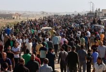 Photo of Chaos in Rafah as U.S.-Israeli aid center attacked, analysts warn of forced displacement plan
