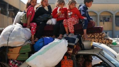 Photo of Deadly Israeli strikes pound Gaza, Trump says ‘people are starving’