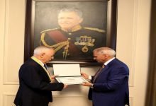 Photo of الاتحاد العربي للمحاربين القدماء يكرّم العيسوي تقديرًا لمسيرته العسكرية وعطائه الوطني
