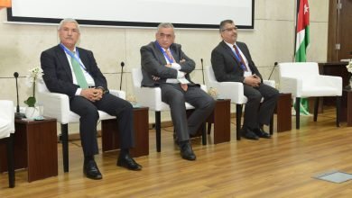 Photo of Petra University conference stresses need to align research with national priorities