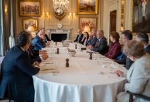 Photo of King meets with UK officials, Parliament members