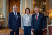 Photo of King meets with Sweden monarch