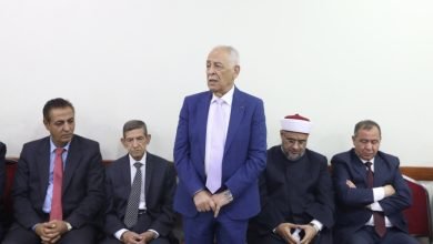 Photo of مندوبا عن الملك وولي العهد. العيسوي يعزي عشيرتي الدلابيح والعكور