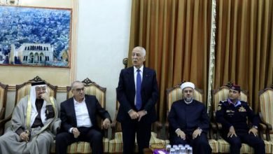 Photo of مندوبا عن الملك وولي العهد .. العيسوي يعزي القطيشات والشريف