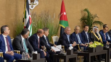 Photo of King meets with community leaders, key figures in Karak