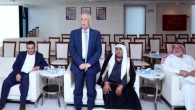 Photo of مندوبا عن الملك وولي العهد .. العيسوي يعزي آل حداد والعواملة