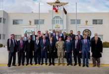 Photo of King meets with retired brothers-in-arms from Special Forces