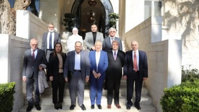 Photo of العيسوي يلتقي وفدا من جماعة عمان لحوارات المستقبل